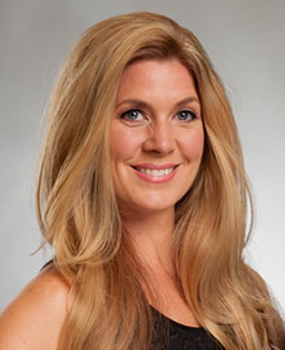 8NRG Natural Rose Gold Blonde Hair Color