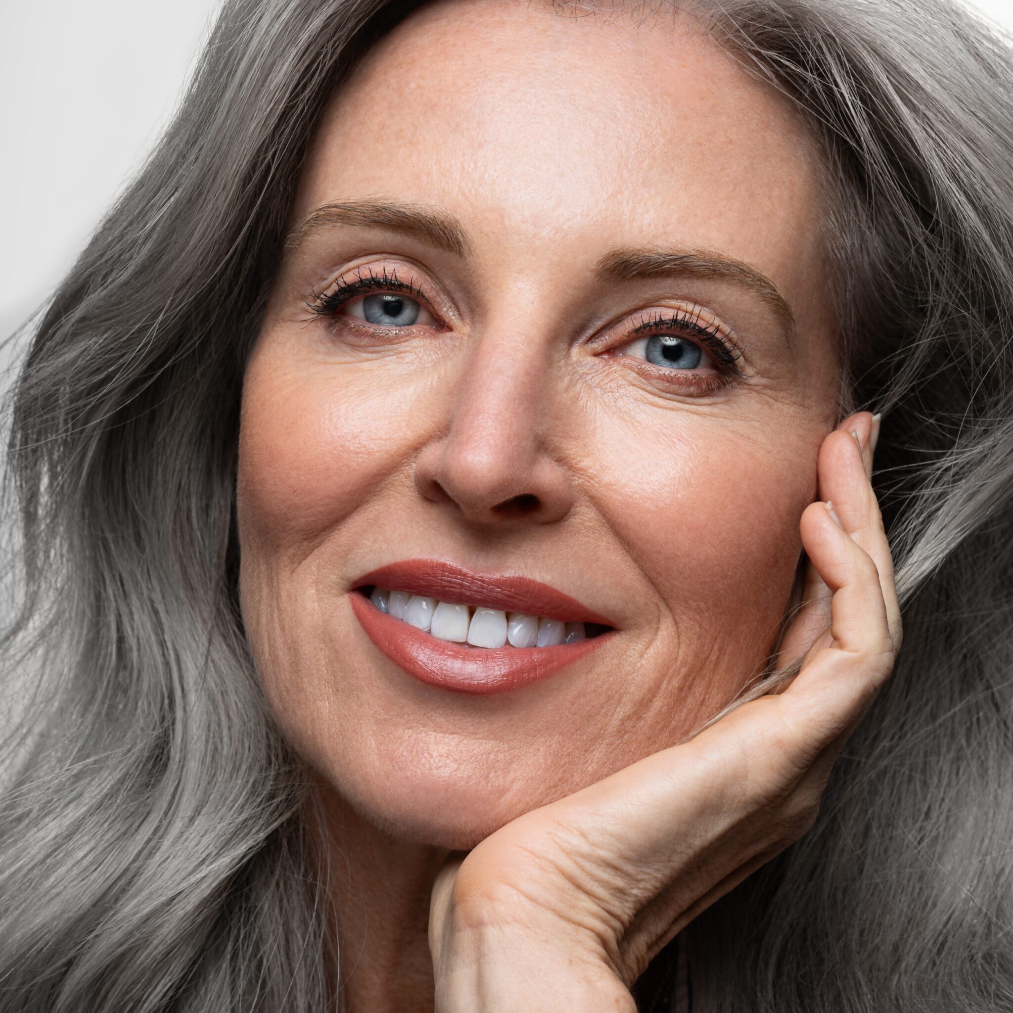 Hydrating Mask Model Tile